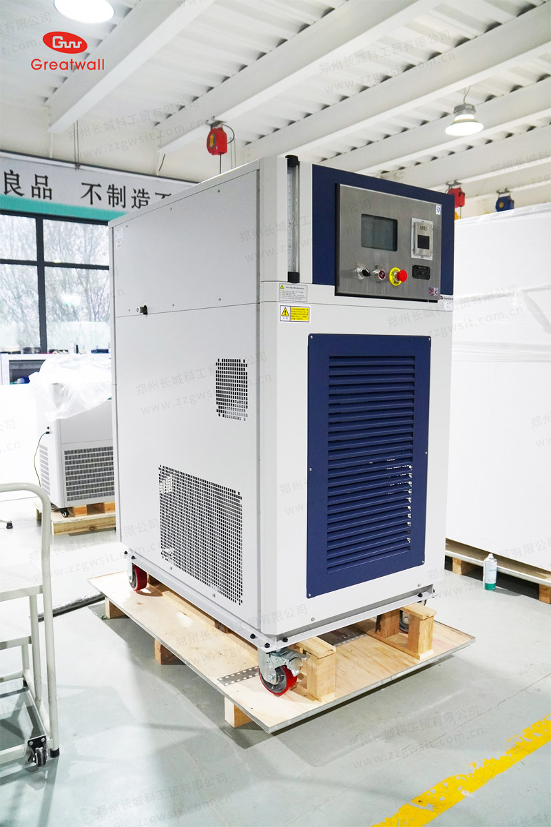 高低溫一體機側(cè)視圖