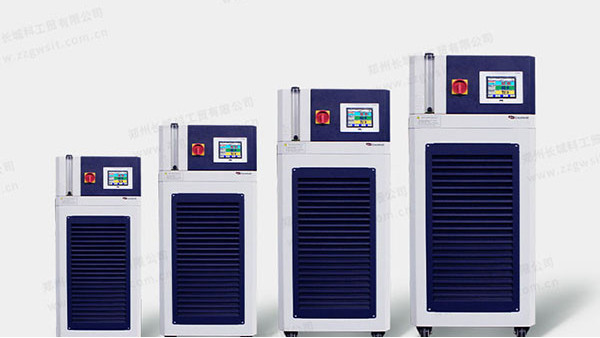 長(zhǎng)城科工貿(mào)玻璃反應(yīng)釜冷熱一體機(jī)的特點(diǎn)